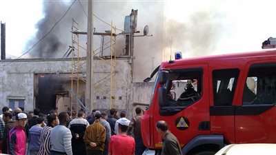 18 مصابًا ودون وفيات.. القصة الكاملة لحريق مصنع بلاستيك في 6 أكتوبر