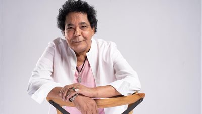 محمد منير يعتذر عن حفله في دبي بسبب أزمة صحية.. والإعلان عن موعد آخر قريبا