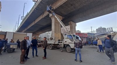 محافظ الشرقية يتابع أعمال إصلاح الهبوط  في كوبري الصاغة