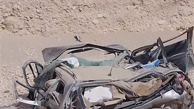 مصرع شخص في حادث انقلاب سيارة من أعلي جبل بطريق الأدبية