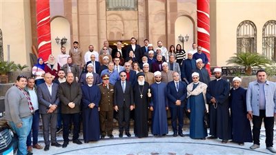 محافظ المنيا يزور مطران سمالوط لتقديم تهنئة عيد الميلاد المجيد
