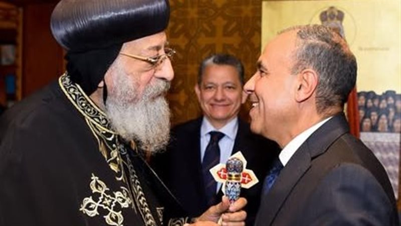 وزير الخارجية وقداسة