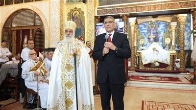 محافظ الجيزة يزور مطرانية الجيزة للأقباط الأرثوذكس للتهنئة بعيد الميلاد المجيد