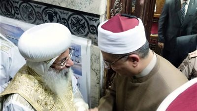 مدير أوقاف القليوبية  يشارك في تهنئة الإخوة المسيحيين بعيد الميلاد المجيد