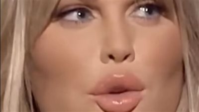 تمثال شمع.. وجه نيكول سابا يثير الجدل في أحدث ظهور إعلامي لها 