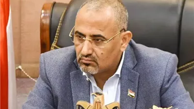 بعد أنباء هروبه.. المجلس الانتقالي الجنوبي عيدروس الزبيدي موجود في عدن