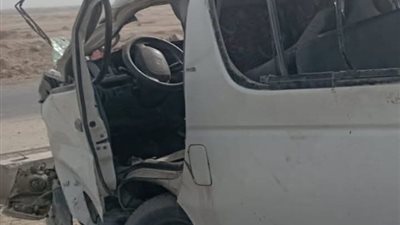 11مصابا في انقلاب ميكروباص بطريق السخنة ـ الجلالة بالسويس