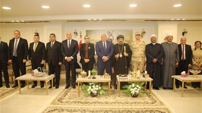 مدير أوقاف الوادي الجديد يقدم التهنئة للإخوة المسيحيين بعيد الميلاد المجيد 