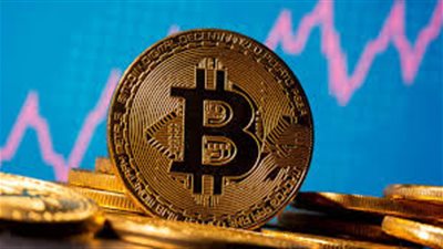 البيتكوين تنخفض إلى 92,000 دولار مع ضعف شهية المخاطرة