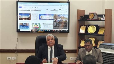 وكيل تعليم الأقصر يجتمع بقيادات المديرية مع بداية العام الجديد