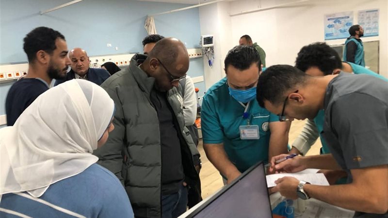 جانب من متابعة مدير