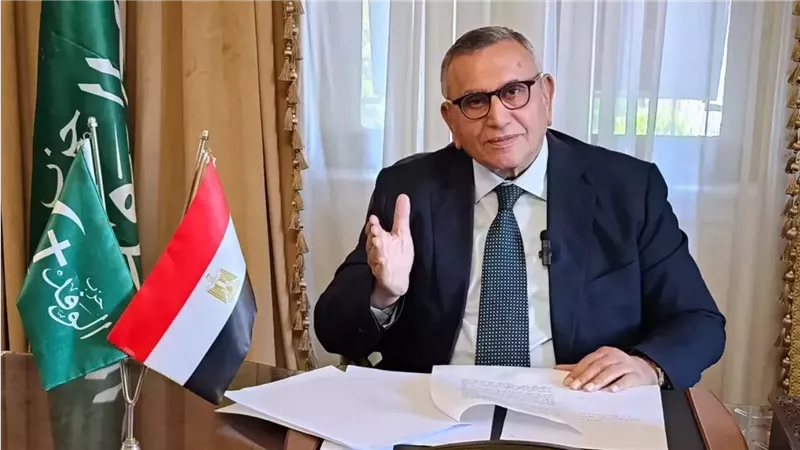 الدكتور عبدالسند