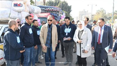 محافظ الفيوم يتفقد قافلة 