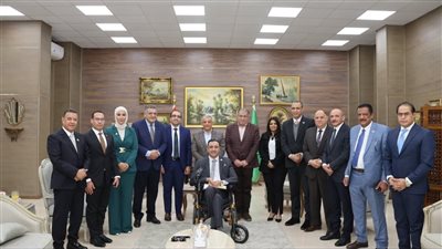 محافظ الإسماعيلية يستقبل أعضاء مجلسي النواب والشيوخ يالمحافظة 
