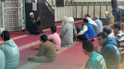 أوقاف البحيرة تنظم مجالس قراءة البردة الشريفة للإمام البوصيري بالمساجد الكبرى