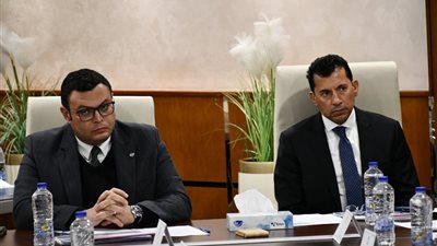 وزيرا الرياضة والإسكان يلتقيان اللجنة العليا لسلسلة النادي بالعاصمة الإدارية
