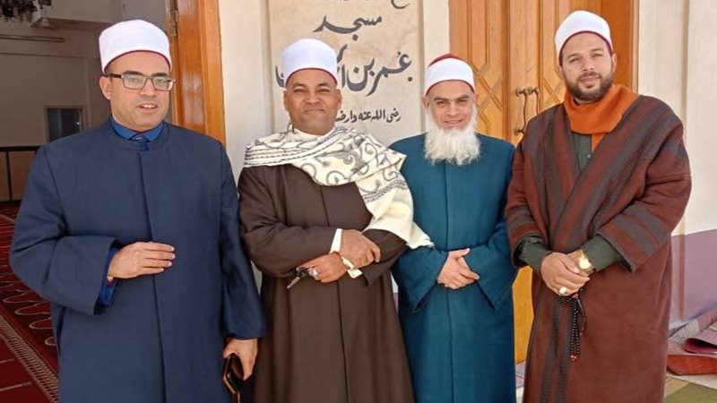على هامش تفقد القافلة