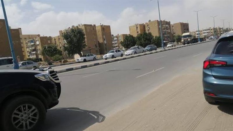 جانب من الشارع 