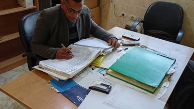 لا تهاون في الانضباط الوظيفي.. ضبط 32 حالة غياب بوحدتين صحيتين بجهينة