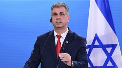 وزير الطاقة الإسرائيلي يصعد: يجب استهداف المطار والمنشآت المدنية في لبنان 