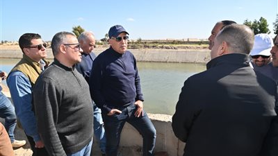 سويلم يتفقد حالة المنظومة المائية بمحافظة البحيرة ومحطات النصر بالأسكندرية