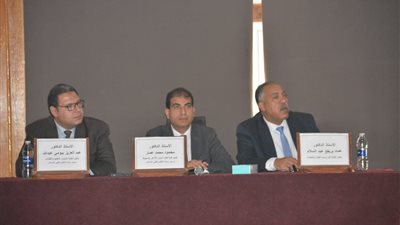 انطلاق اليوم العلمي الأول بكلية طب الأسنان بجامعة الأزهر بأسيوط