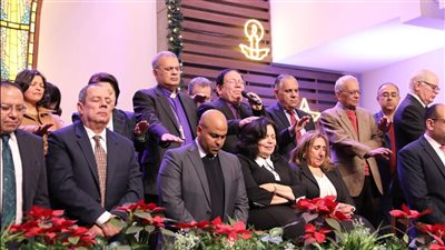 رئيس الطائفة الإنجيلية يشارك في رسامة شيوخ جدد بكنيسة مصر الجديدة