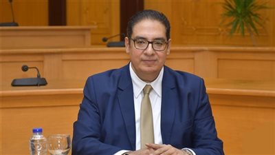 جامعة القاهرة تطلق النشرة الدورية الثانية لبيوت الخبرة المدعومة بالذكاء الاصطناعي