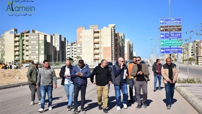 رئيس جهاز العلمين الجديدة في جولة ميدانية لمتابعة المشروعات الحيوية