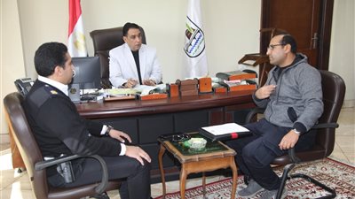 بنى سويف: لجنة فحص السيارات المُفرج عنها لذوي الإعاقة تواصل عملها