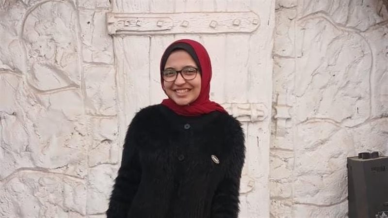 الطالبة منة الله
