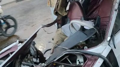 مشهد دموي على كوبري الواسطى.. مصرع شاب وإصابة آخر في تصادم بأسيوط