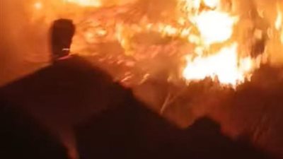 دون إصابات.. السيطرة على  حريق مخلفات داخل منزل خالي من السكان في السويس 
