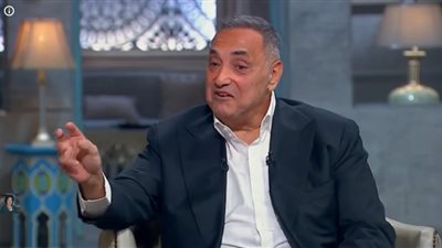 منصور عامر: والدي كان أول جامعي في القرية وأنشأ مدارس بمراحل تعليمية متعددة