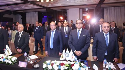 وزير المالية : معدل النمو الاقتصادى فى ارتفاع والاحتياطي تجاوز 50 مليار دولار