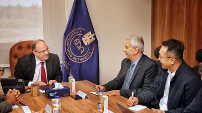 هيئة الدواء وهالو الصينية يبحثان سبل توطين الصناعات الدوائية المتقدمة