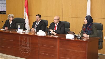 محافظ بني سويف يوجه بتسريع إعداد التقرير الطوعي وضمان دقة المؤشرات الإحصائية