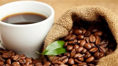أطعمة صحية تعزز اليقظة والتركيز أكثر أمانًا من القهوة