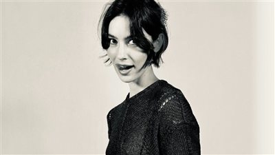 جرايسي أبرامز سفيرة جديدة لدار شانيل ووجه مجموعة Coco Crush