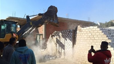 26 حالة إزالة واسترداد 12 فدانًا.. أسيوط تكثف جهودها لحماية أراضي الدولة