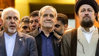 حفيد الخميني يحذر: سقوط النظام الإيراني سيؤدي للفوضى والعنف يشبه داعش