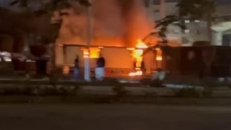 لحظة اشتعال النيران