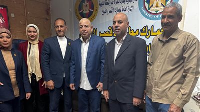 جمارك مطار الاقصر تضبط محاولة تهريب عدد من زجاجات المشروبات الكحولية 