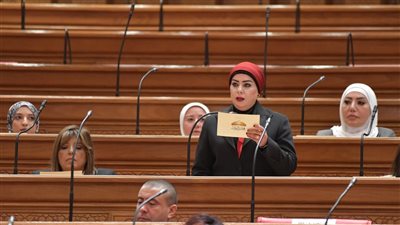 النائبة جيهان شاهين: كلمة الرئيس بدافوس حملت رسائل هامة للعالم 