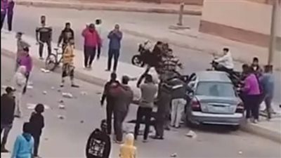 فيديو استعراض سيارة أمام مدرستين بحدائق أكتوبر يثير الجدل.. والتعليم توضح
