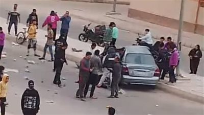 العربة الطائشة..سيارة يقودها طالب بالثانوى تدهس 3 أشخاص بحدائق أكتوبر 
