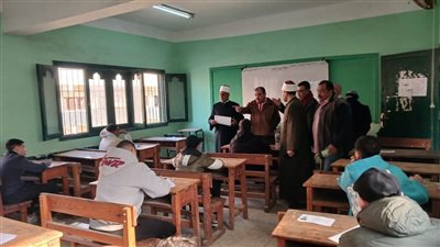 «مركزية التعليم» تتفقد امتحانات نصف العام للشهادات الأزهرية بمنطقة القاهرة