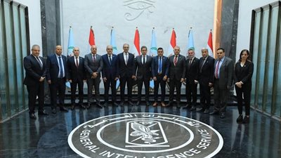 رئيس المخابرات العامة يستقبل رئيس اللجنة الوطنية الفلسطينية لإدارة غزة