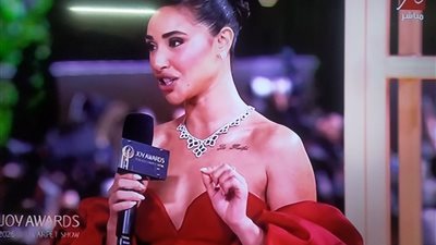 آية سماحة من مهرجان «Joy Awards»: أمنيتي في 2026 إني أفضل مبسوطة