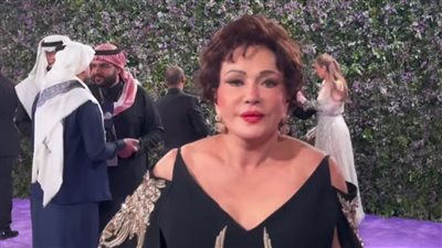 بينهم لبلبة.. توافد النجوم على اللافندر كاربت بحفل توزيع جوائز Joy Awards |صور